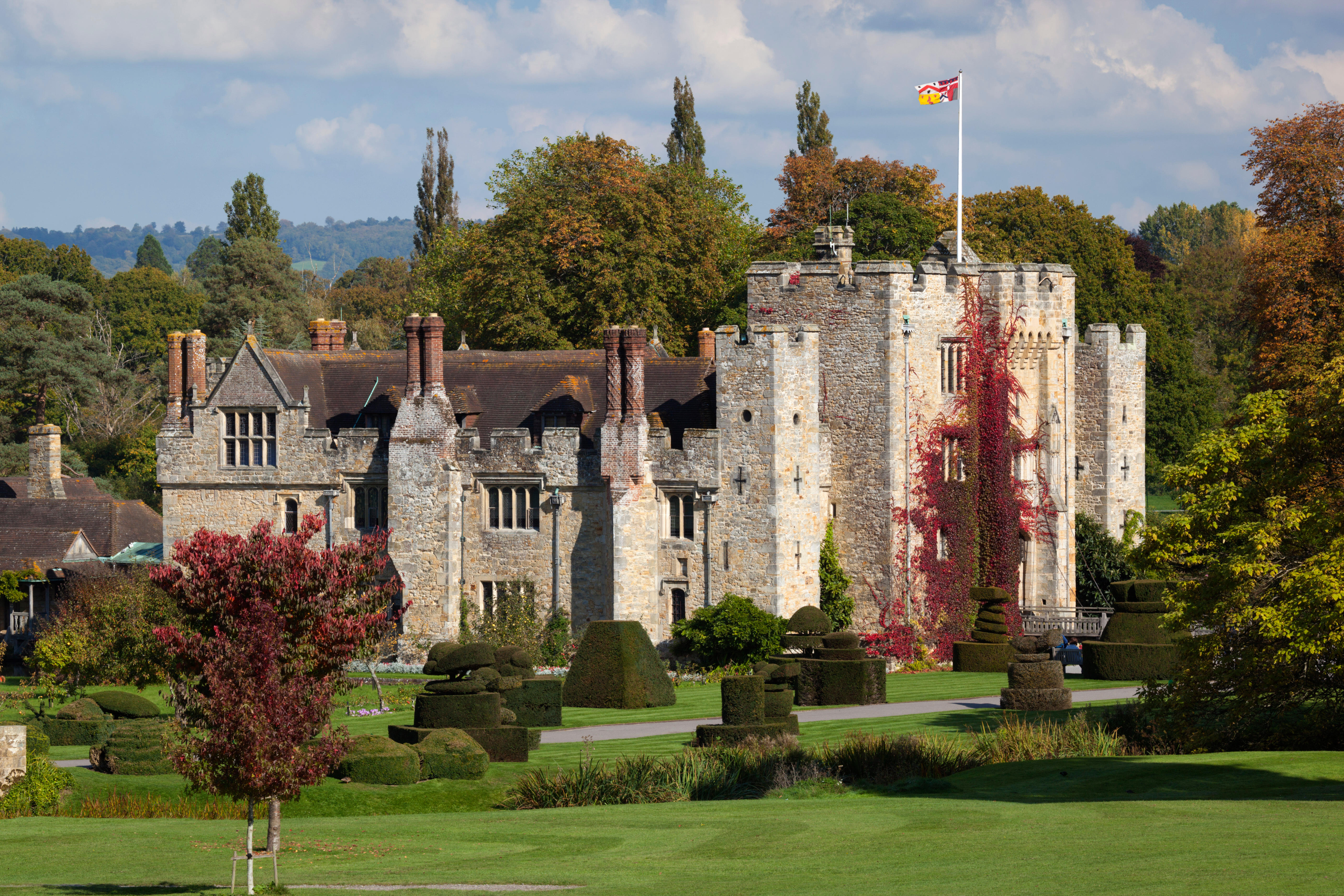 hever-castle-luxury-hotel-near-london...