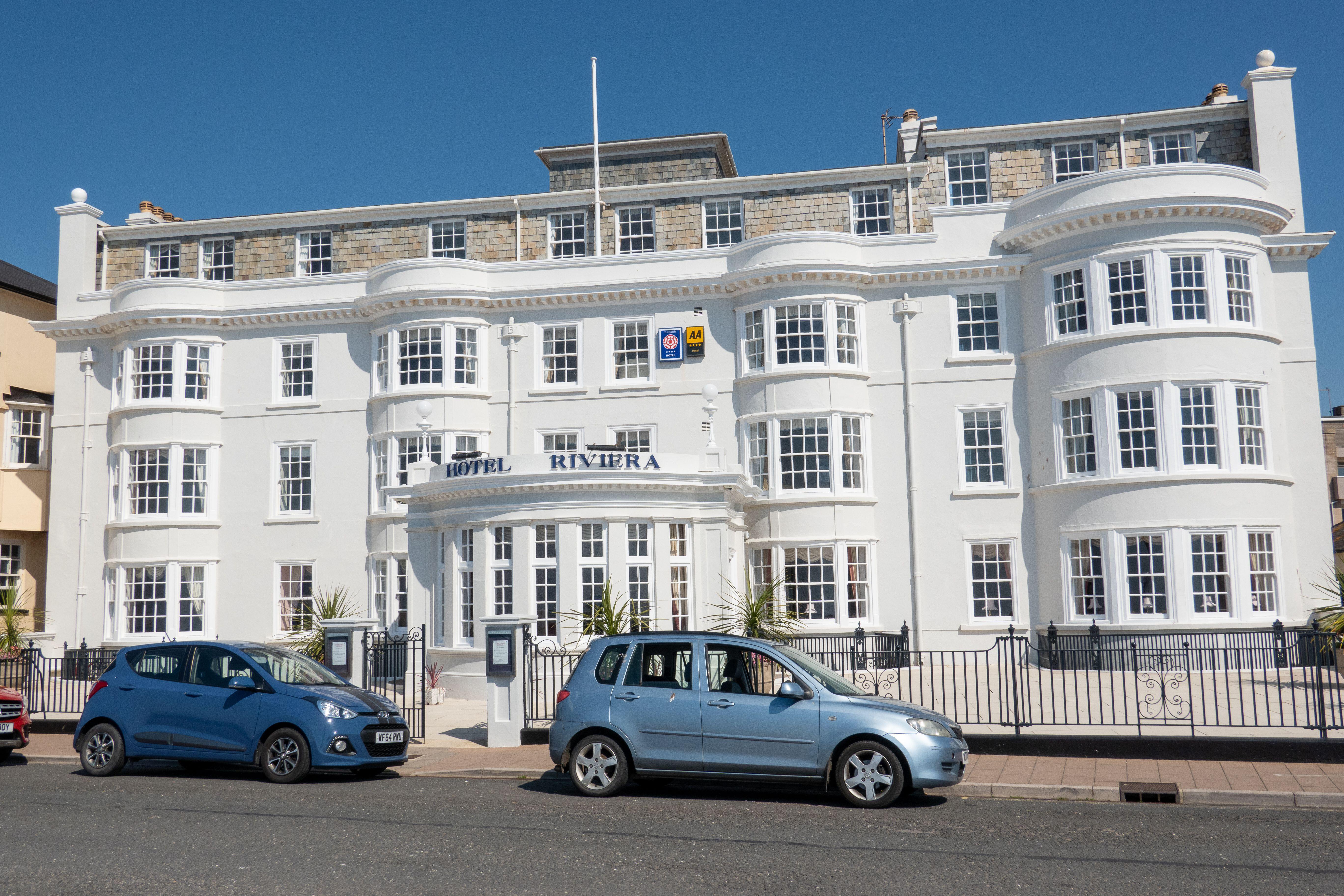 hotel-riviera-by-the-sea-in-devon.jpg